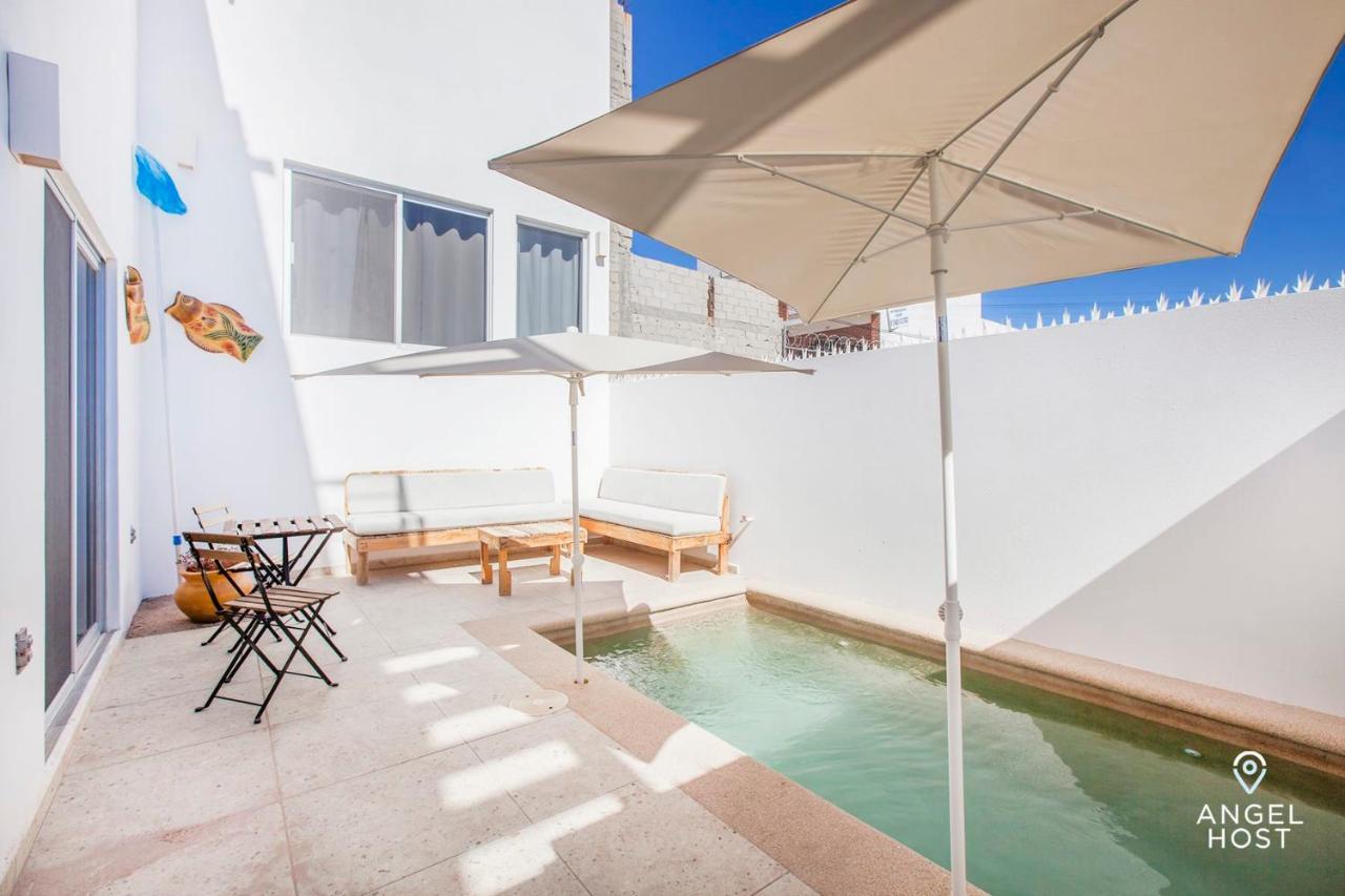 Private Pool Condo 5-Min Drive To Waterfront Malecon! 拉巴斯 外观 照片