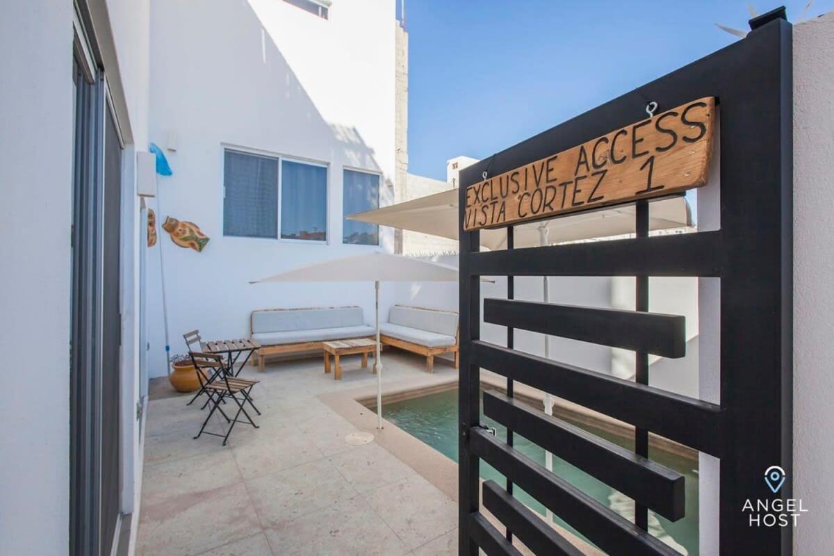 Private Pool Condo 5-Min Drive To Waterfront Malecon! 拉巴斯 外观 照片